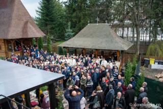 IPS Teofan a sfințit Centrul de zi pentru persoane vârstnice din Bălțătești