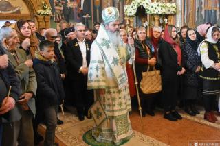 PS Ignatie: „Hristos este Împăratul inimilor, Care ne slujește prin autoritatea dragostei, a smereniei și, mai ales, a tăcerii”