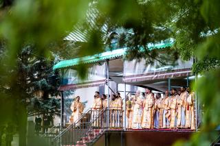 Liturghie arhierească în cea de-a patra Duminică după Paști, la Mănăstirea „Sfântul Ioan cel Nou de la Suceava”