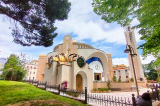 Catedrala „Învierea Domnului” din Tirana