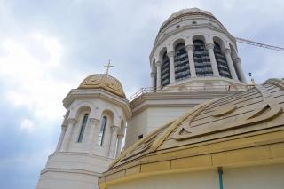 Catedrala Naţională: Se pregătește turla mare pentru pictare