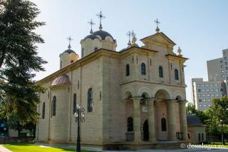 Biserica „Sfinții Apostoli Petru și Pavel” - Bărboi din Iași și-a cinstit ocrotitorii