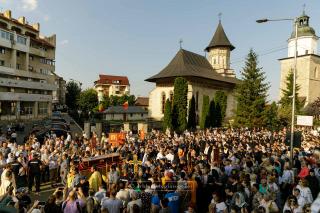 Împreună-pelerini cu Sfântul Ioan cel Nou – Procesiunea „Calea Sfinților”