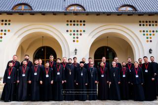 Fotografie de grup preoți - Cursuri de formare în Eparhia Sucevei și Rădăuților