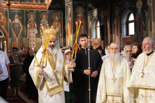 PS Antonie a slujit la hramul bisericii „Binecredinciosul Voievod Ştefan cel Mare şi Sfânt” din Iaşi