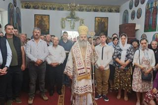 PS Ignatie, Episcopul Hușilor la parohia Radaesti, judetul Vaslui