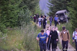 IPS Teofan, alături de pelerini