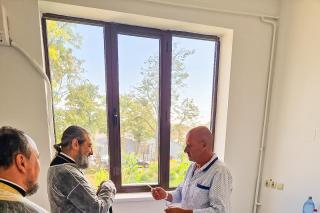 PS Nichifor Botoșăneanul, alături de pacienți