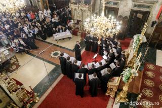 Elevii Seminarului Teologic din Iași vor reprezenta Mitropolia Moldovei și Bucovinei la Festivalul-Concurs „Lăudați pe Domnul!” de la București / Foto: Oana Nechifor