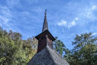Biserica de lemn „Pogorârea Sfântului Duh” din Muzeul în aer liber Astra