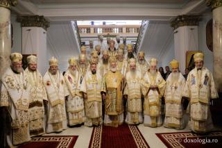 #Hram2023: Ce ierarhi slujesc la Sfânta Liturghie din ziua de 14 octombrie?