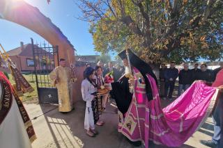 Liturghie arhierească pentru ortodocșii români din Grebenaţ, Serbia