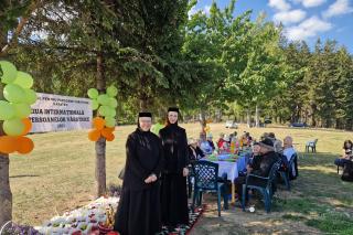 Beneficiarii Centrului „Cuvioasa Nazaria” al Mănăstirii Văratec