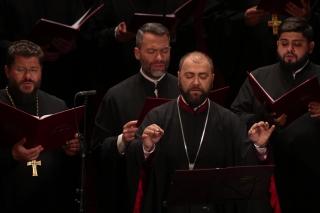 (Video) Grupul psaltic „Tronos” al Catedralei Patriarhale – Cu colinda am pornit