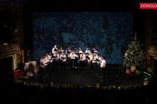 (Video) Grupul psaltic „Sfântul Ierarh Iosif cel Milostiv” – Colind din Robie