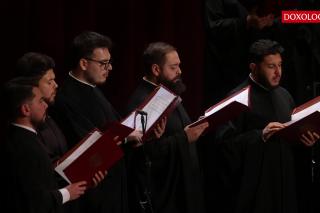 (Video) Grupul psaltic „Tronos” al Catedralei Patriarhale – Noi umblăm și colindăm