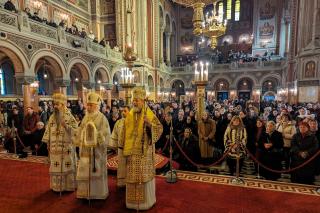 Slujbă arhierească la Catedrala Mitropolitană din Timișoara