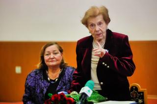 Paula Popoiu și acad. Georgeta Stoica
