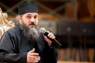 Arhimandritul Dionisie Ignat