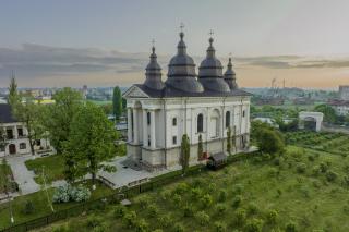 Anunț lansare proiect: „Proiecte PFU de restaurare componente artistice din Biserica Sfinții Voievozi a Mănăstirii Frumoasa din Iași”