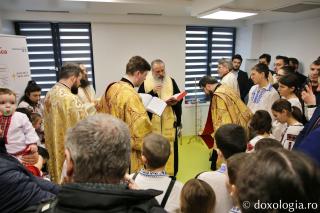 IPS Teofan sfințind Clinica Veronica