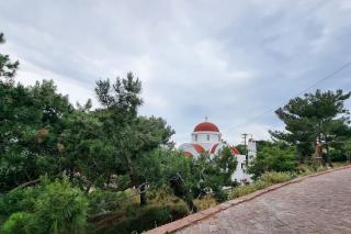 Pași de pelerin la Biserica „Sfânta Cuvioasă Teoctista” din Molivos, Insula Lesvos