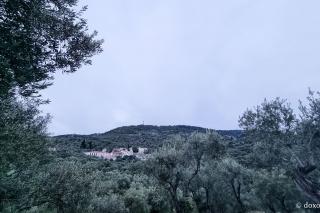 Colina Karyes – colina Sfinților Mucenici Rafail, Nicole și Irina din Insula Lesvos