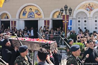 Un secol de când Sfântul Ioan Rusul ocrotește Insula Evia: Hramul din acest an, în câteva imagini