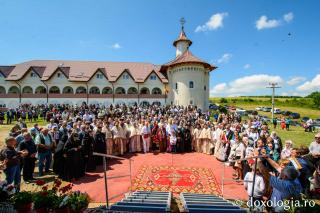 sfințirea Paraclisului Mănăstirii Blaga
