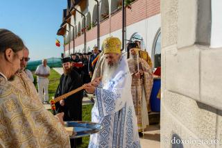 sfințirea Paraclisului Mănăstirii Blaga