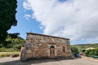 Locul martiriului Sfântului Isidor din Chios - Biserica Sfântului Mucenic din Neochori
