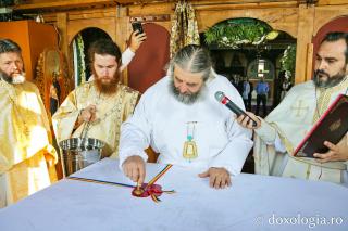 O biserică din orașul Podu Iloaiei, sfințită cu prilejul hramului