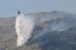 Mănăstirea Sfântului Efrem de la Nea Makri și Mănăstirea Penteli au fost evacuate