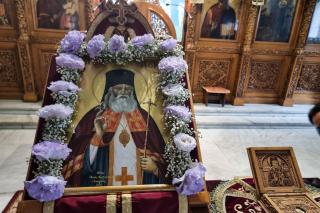 Închinare la moaștele Sfântului Ierarh Luca al Crimeii de la Biserica „Sfântul Atanasie” din Tesalonic