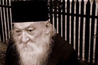 Părintele Adrian Făgețeanu