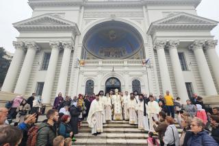 Episcopul Sloboziei şi Călăraşilor, la Catedrala Mitropolitană din Iași: „Trăirea cuvântului lui Dumnezeu ne aduce binecuvântare”