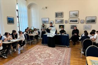 (Video) Vizită educativă a elevilor de la Școala „Dimitrie Sturdza” la Mănăstirea Frumoasa din Iași