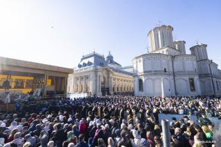 (Foto) Ziua cea mare: 27 octombrie, sărbătoarea Sfântului Dimitrie, Ocrotitorul Bucureștilor