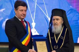 IPS Timotei, Arhiepiscopul Aradului, Cetățean de Onoare al Județului Arad