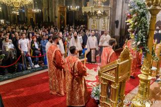Priveghere în cinstea Sfântului Mare Mucenic și Tămăduitor Pantelimon la Catedrala Mitropolitană din Iași