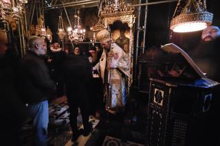 Muntele Athos: PS Macarie a slujit la Mănăstirea Dohiariu și i-a pomenit, la vechiul hram, pe voievozii ctitori români