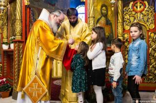 PS Ignatie, Episcopul Hușilor la Liturghia de 1 ianuarie