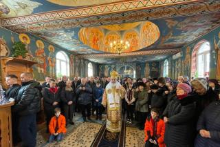 PS Ignatie, Episcopul Hușilor a slujit Sfânta Liturghie la biserica „Nașterea Domnului” Bârlad