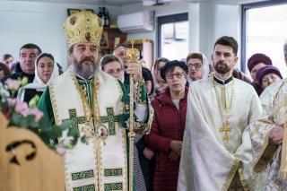 Zi de sărbătoare în Iași: Parohia Uricani II a primit binecuvântare arhierească și un nou spațiu de rugăciune
