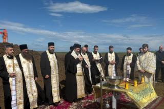 sfințire teren fabrică de lumânări Sfântul Mina Arhiepiscopia Iașilor