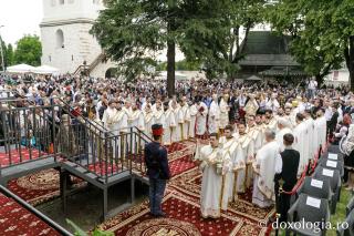 Liturghie arhierească la hramul Sfântului Ioan cel Nou