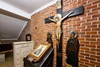 Momente de tihnă în Paraclisul „Sfântul Nichifor Leprosul” din Catedrala Patriarhiei Ortodoxe a Alexandriei şi a întregii Africi