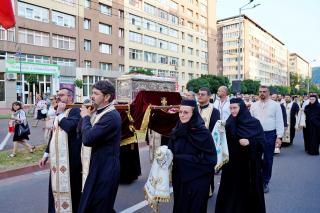 Moaștele Sfântului Iosif cel Milostiv, purtate în procesiune la hramul orașului Piatra Neamț
