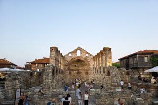 Ruinele Bisericii „Sfânta Sofia”, vechea reședință episcopală din Nessebar