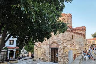 Pași de pelerin la Biserica „Sfântul Ioan Botezătorul” din Nessebar